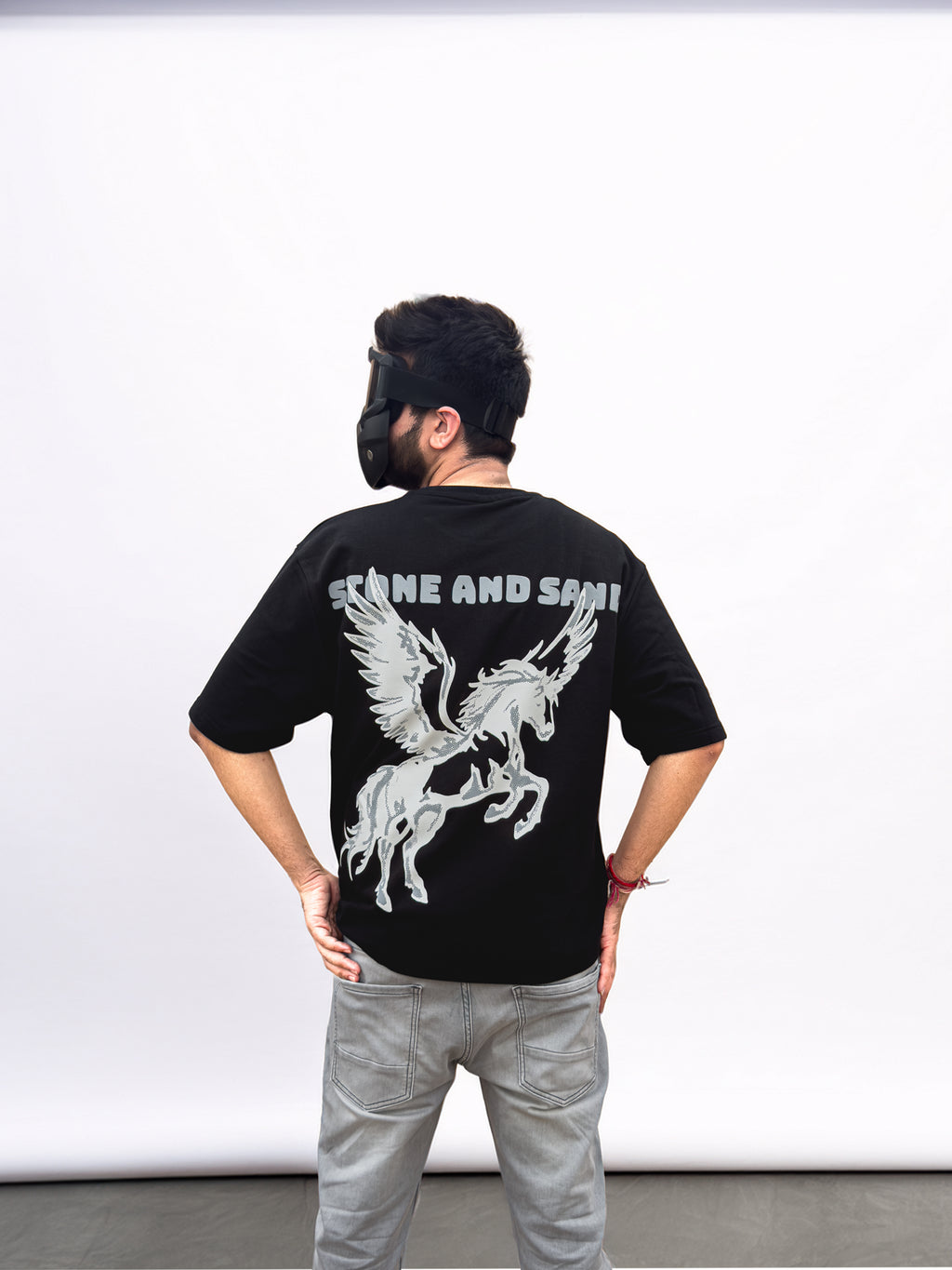 ASCEND TEE - BLACK